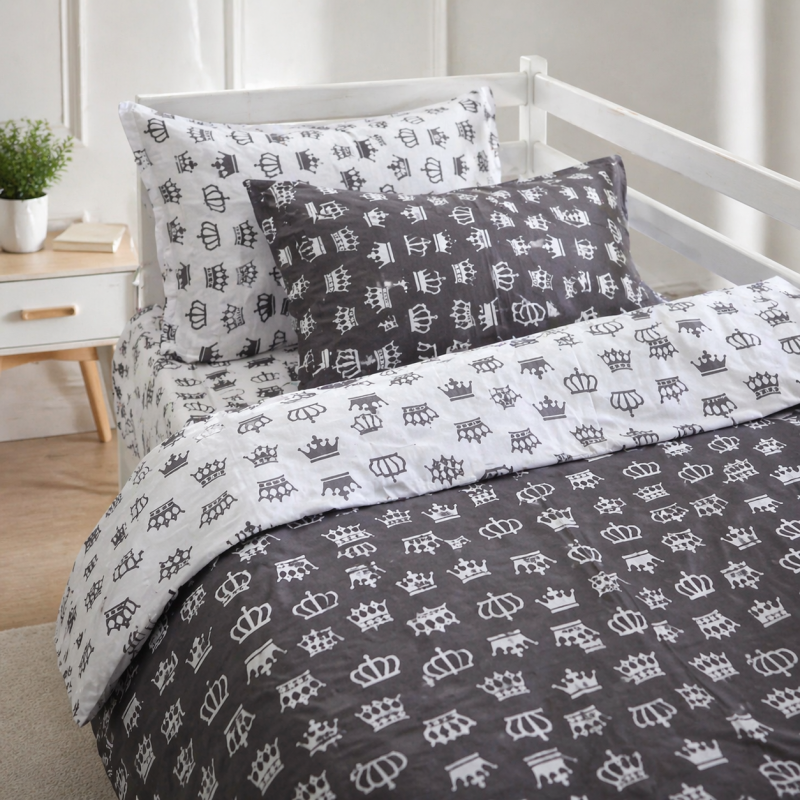 Комплект постельного белья Бязь JUNIOR 17-0675 Queen of Now