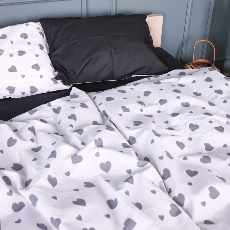 Наволочка Бязь 17-0669 Black and White Love - 2