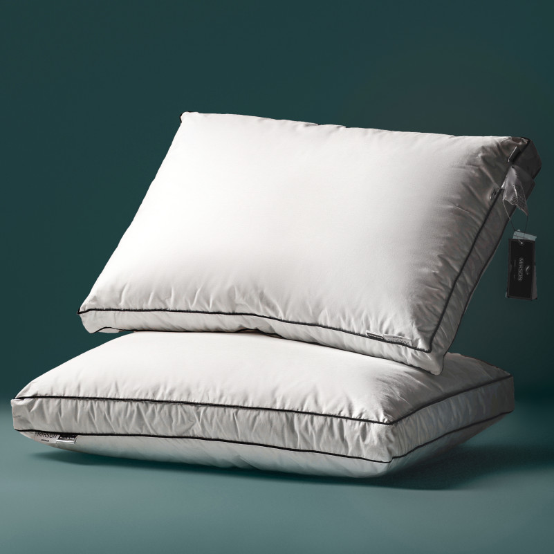 Подушка пуховая Трехкамерная Delicate Lux №2770 100% пух Premium тик (средняя)