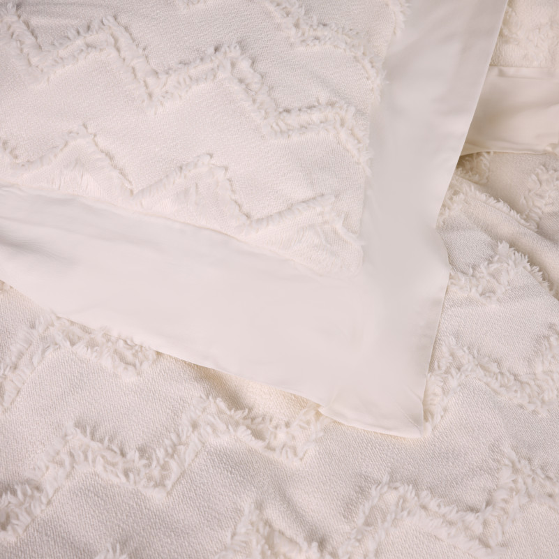 Наволочка Сатин ELIT з вишивкою "Snow mountain" - 1