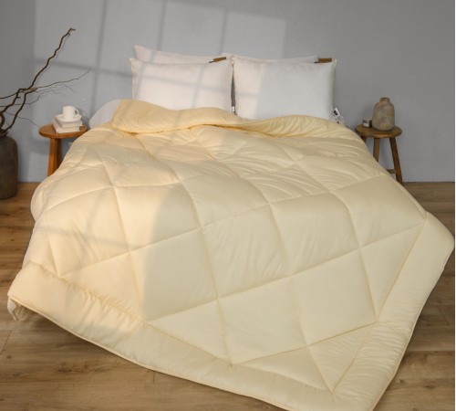 Одеяло эвкалиптовое Eco Light Creamy/Coral №1653, 1738 Eucalyptus микросатин (супер теплое)