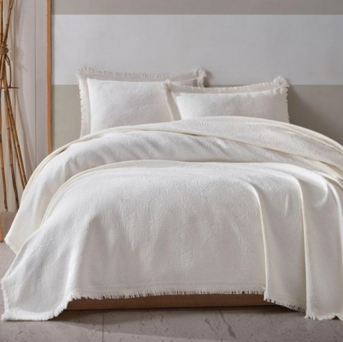 Набір покривало + наволочки 2 шт Т "Bedspread Set Grace cream"