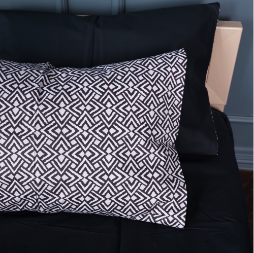 Наволочка Сатин 22-1386 Geometric Black