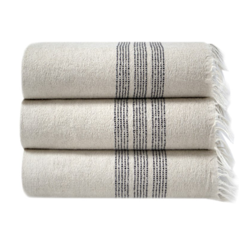 Полотенце С "Line border black"