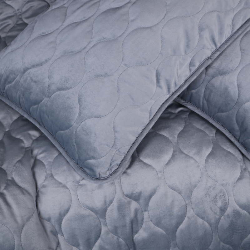 Набор покрывало + наволочки 2 шт №5052 Velor charm Dark grey - 5