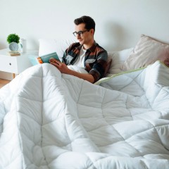 Хорошее всесезонное одеяло: как выбрать и что купить?