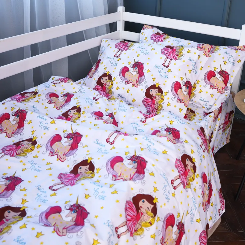 Комплект постельного белья Бязь JUNIOR 17-0704 Принцеса та Єдиноріг - 4