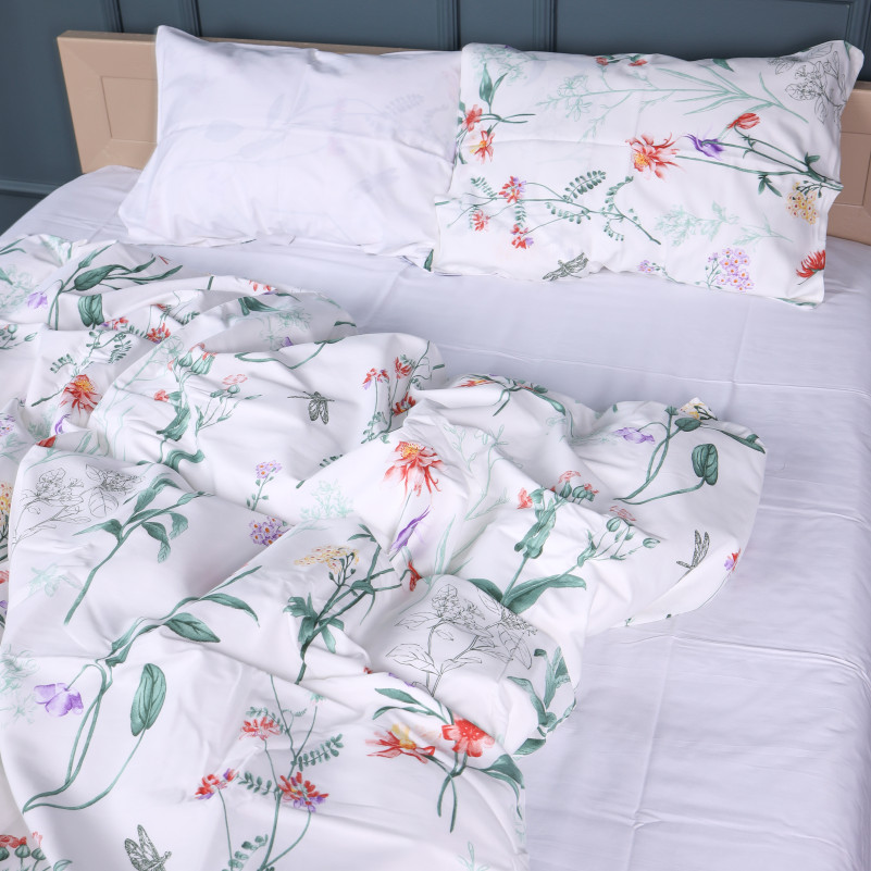 Комплект постельного белья Сатин JUNIOR 22-1431 Meadow floral