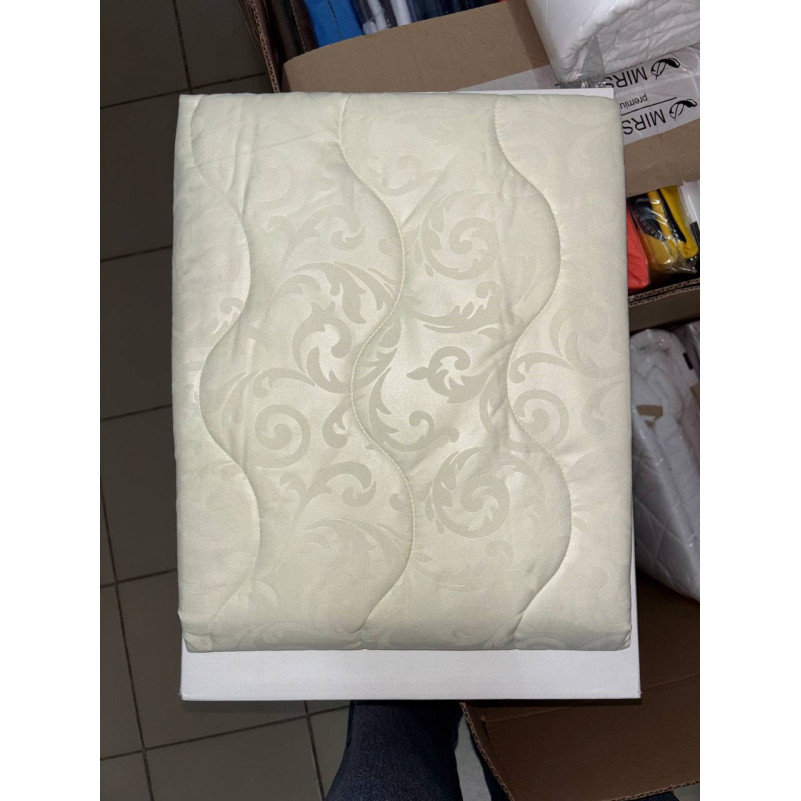 Наматрацник №1714 Eco Light Creamy (EcoSilk) звичайний, на гумці по кутам УЦІНКА - 1