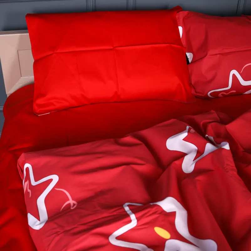 Наволочка Сатин 22-1465 Scarlet Star - 1