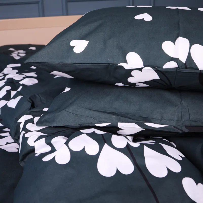 Наволочка Бязь 17-0961 Dark Hearts