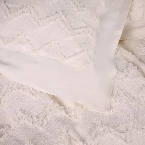 Наволочка Сатин ELIT с вышивкой "Snow mountain" - 2