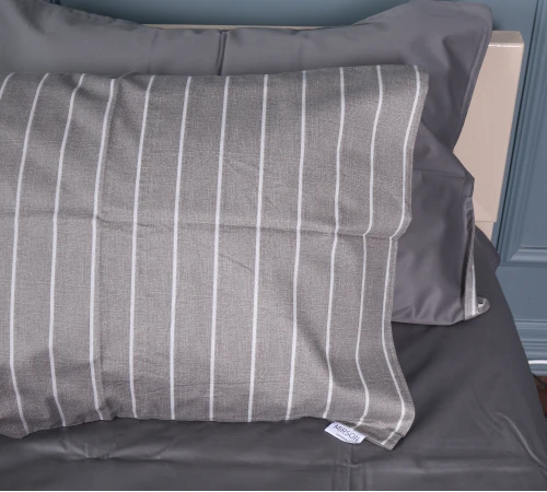 Наволочка Сатин 22-1423 Thin stripe