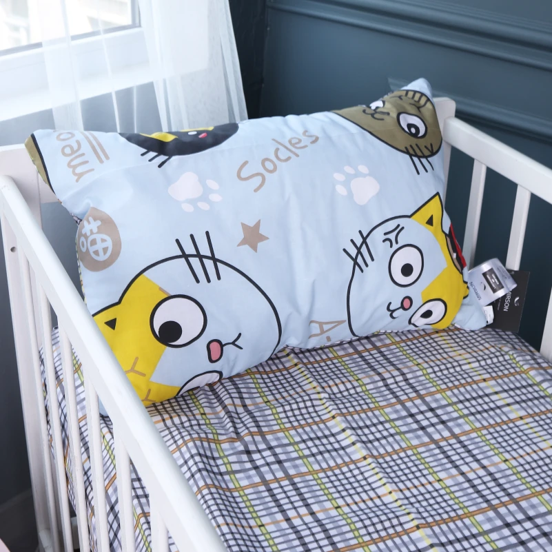 Подушка антиаллергенная №3806 Kids Time 18-0007 Cool Cat EcoSilk бязь (низкая) - 2