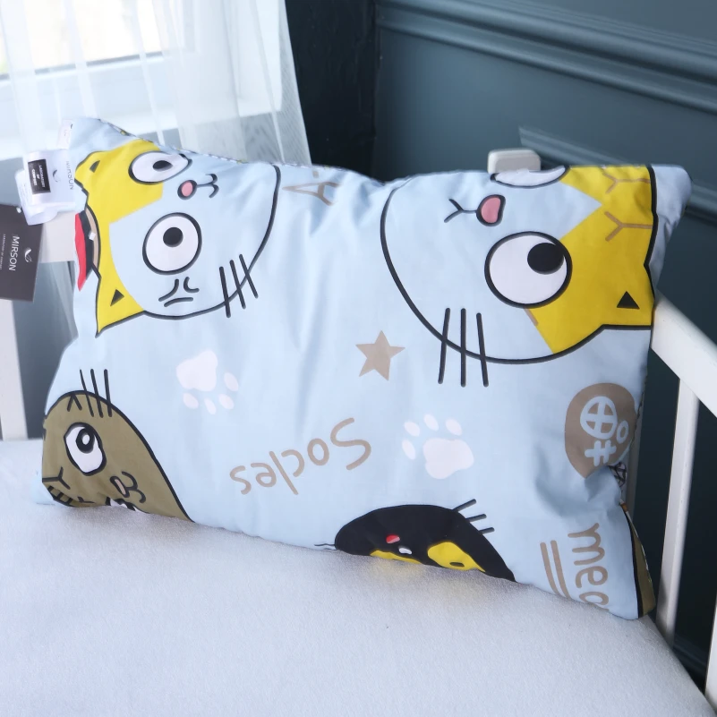 Подушка антиаллергенная №3806 Kids Time 18-0007 Cool Cat EcoSilk бязь (низкая) - 1