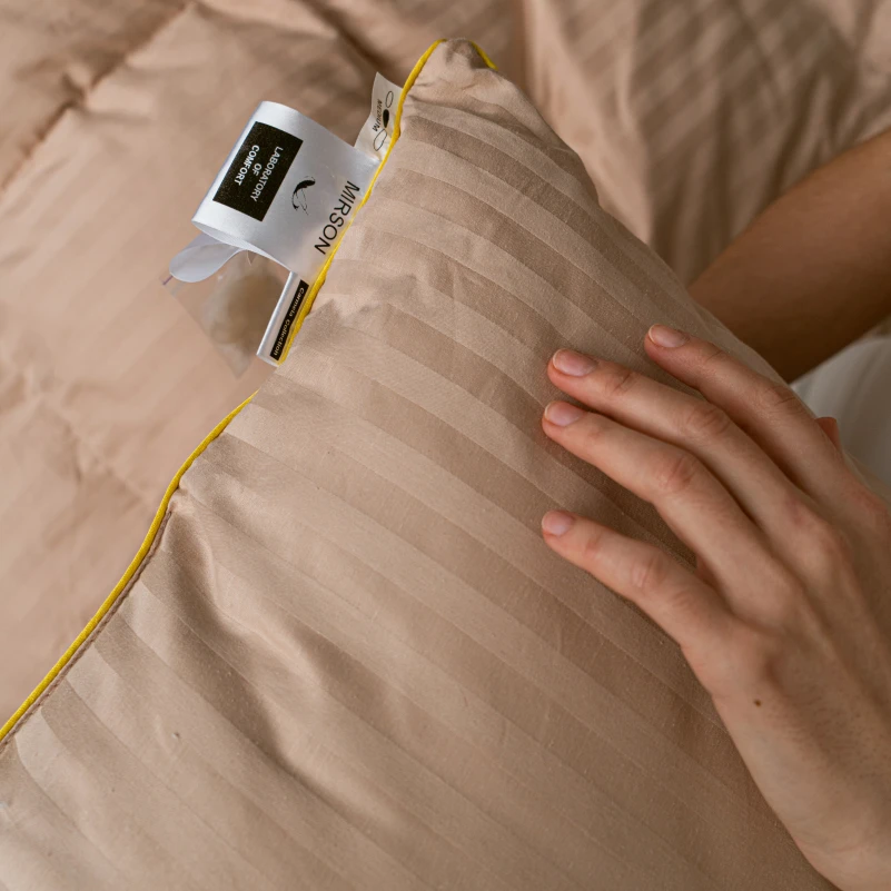 Подушка пухова Extra Premium Carmela №104 90% сірий пух Premium сатин (середня) - 12