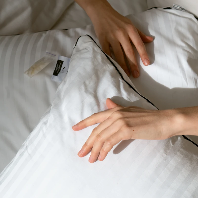 Подушка пуховая Royal Hand Made №906 100% пух Premium сатин (мягкая) - 11