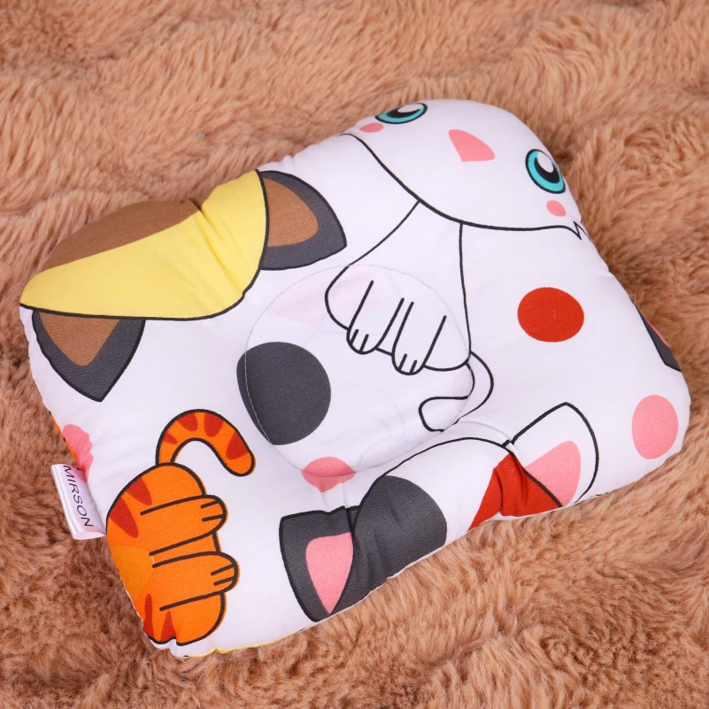 Подушка дитяча Заокруглена Kids Time 20-0035 Colored kittens EcoSilk бязь - 1