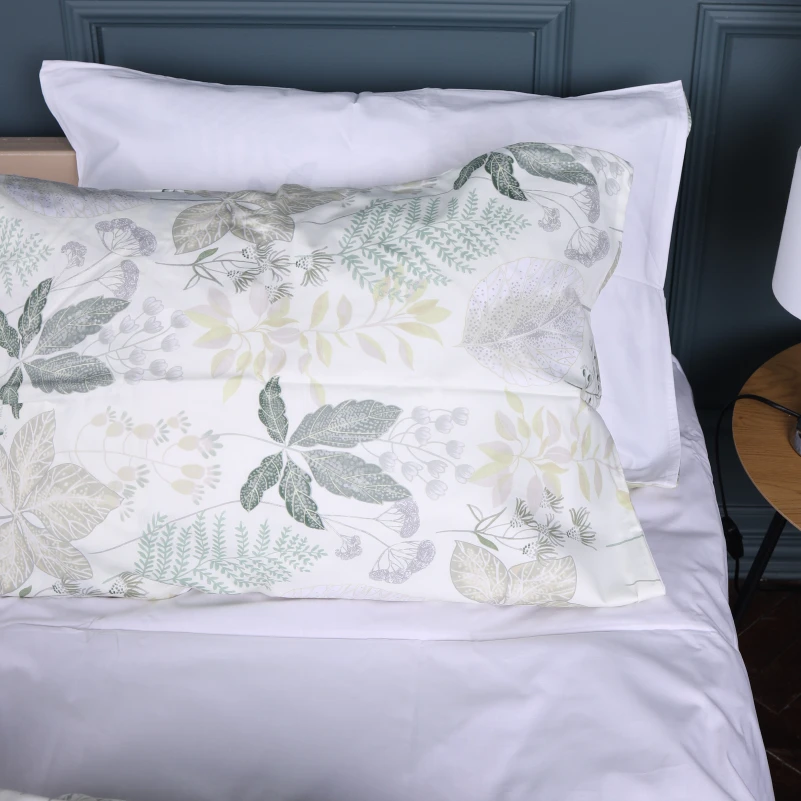 Наволочка Сатин 22-1412 Leaf ornament