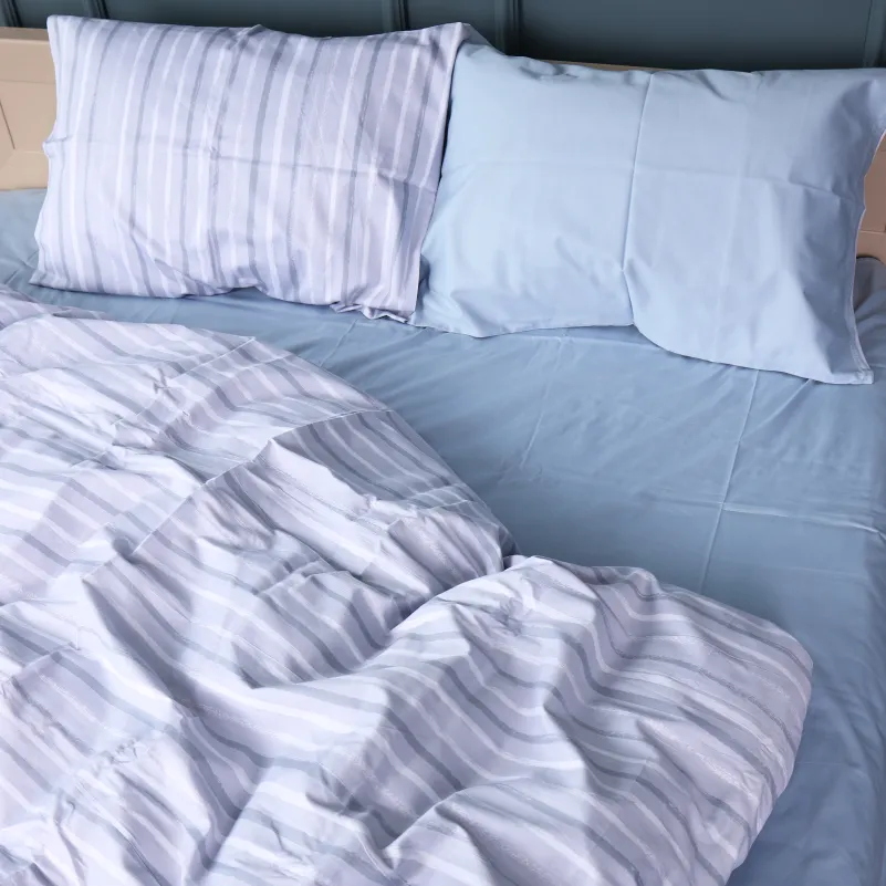 Комплект постельного белья Сатин JUNIOR 22-1430 Refined Lines - 3