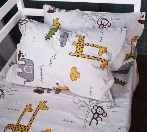 Наволочка бязь 17-0132 Lion King Black Friday