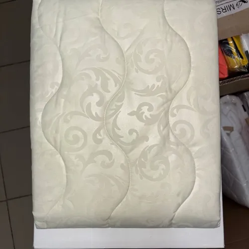 Наматрацник №1714 Eco Light Creamy (EcoSilk) звичайний, на гумці по кутам УЦІНКА - 2