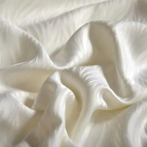 Ковдра шовкова демі Premium silk №1020 Soft Creamy - 2