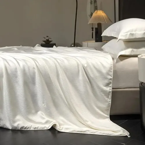 Одеяло шелковое деми Premium silk №1020 Soft Creamy - 3