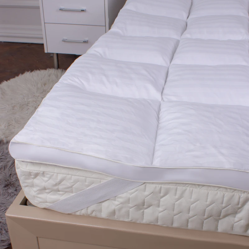 Перина пухова Royal Pearl 100%пух №713 (з гумкою на кутах) висота до 5 см - 2