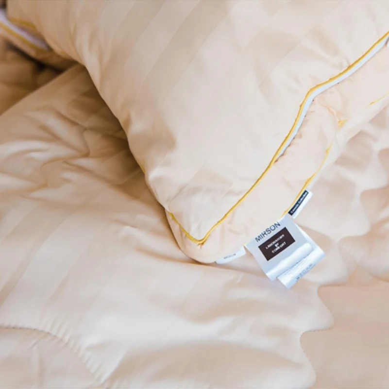 Подушка антиалергенна Carmela DeLuxe №562 Eco-Soft сатин-жакард (середня) - 8