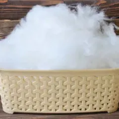 Як доглядати за пуховими ковдрами і подушками