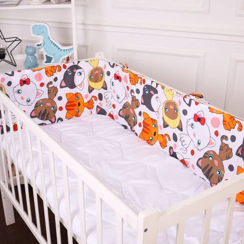 Сплошной борт в кроватку Kids Time 20-0035 Colored kittens