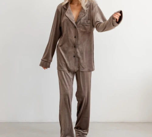 Пижама женская Велюровая "Velor brown"  на пуговицах