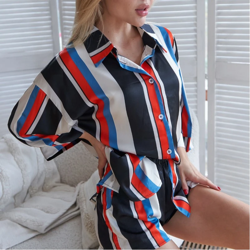 Жіночий домашній костюм-трійка (Сорочка+бра+шорти) "Adriana"