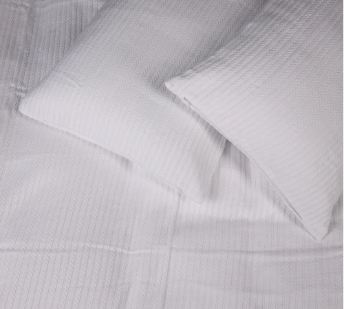 Набір покривало + наволочки "№10-01 Arrowline White" - 2