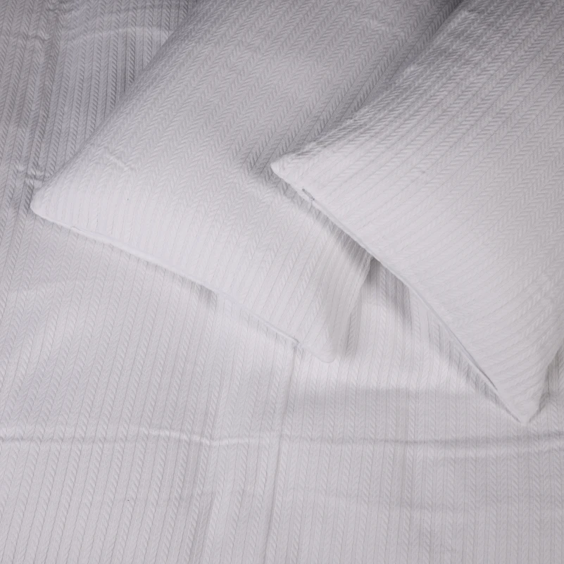 Набір покривало + наволочки "№10-01 Arrowline White" - 1