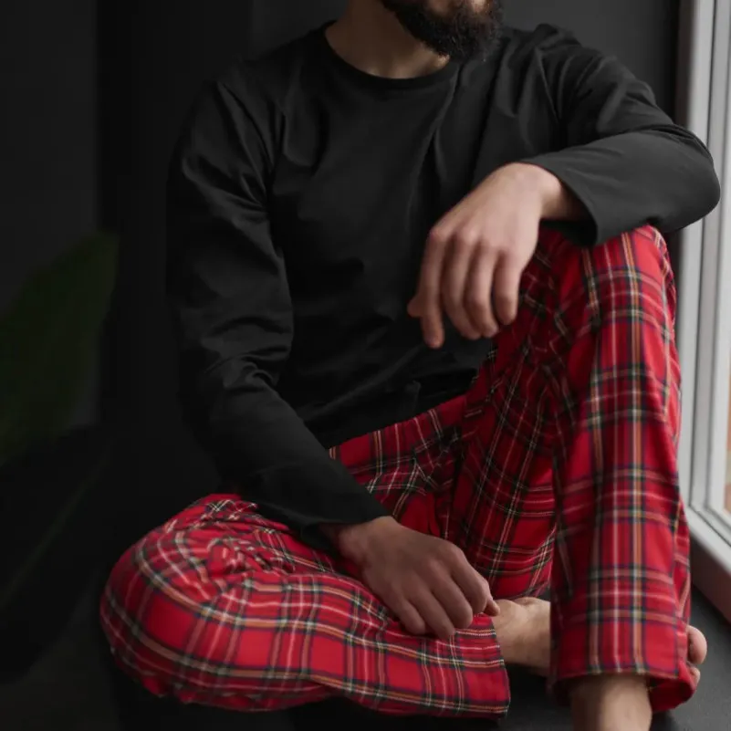 Піжама чоловіча Х (лонгслів + штани в клітинку червоні) "Basic Hugo" black/red - 3