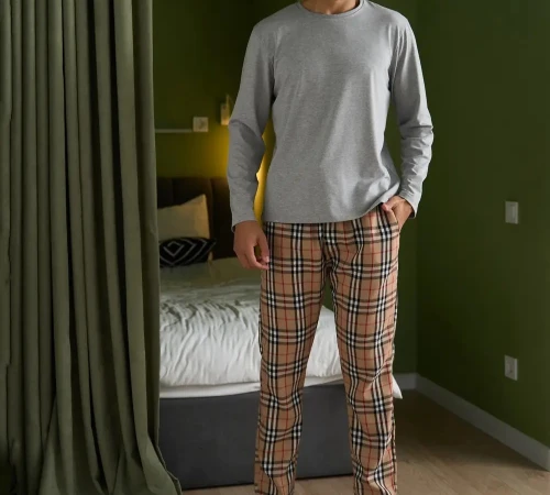  Пижама мужская Х (лонгслив + штаны бежевые клеточку) "Basic Hugo" gray/beige
