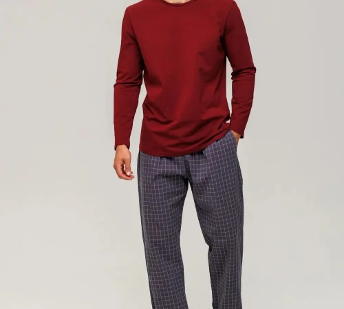 Пижама мужская Х (лонгслив бордо + штаны в клетку графит) "Basic Hugo" red