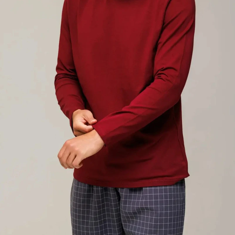 Пижама мужская Х (лонгслив бордо + штаны в клетку графит) "Basic Hugo" red - 2