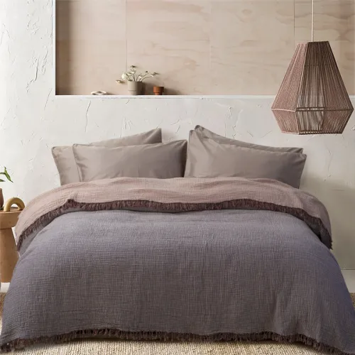Покривало C "Bedspread Olivia wine-mousse"