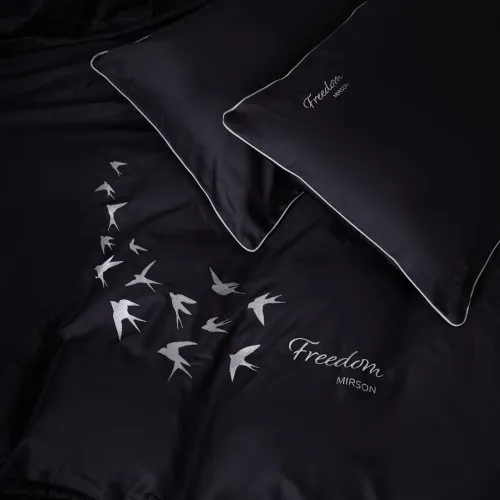 Наволочка Сатин 0055 Black Pearl "Freedom"