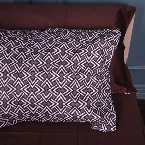 Наволочка Сатин 22-1385 Brown Geometry