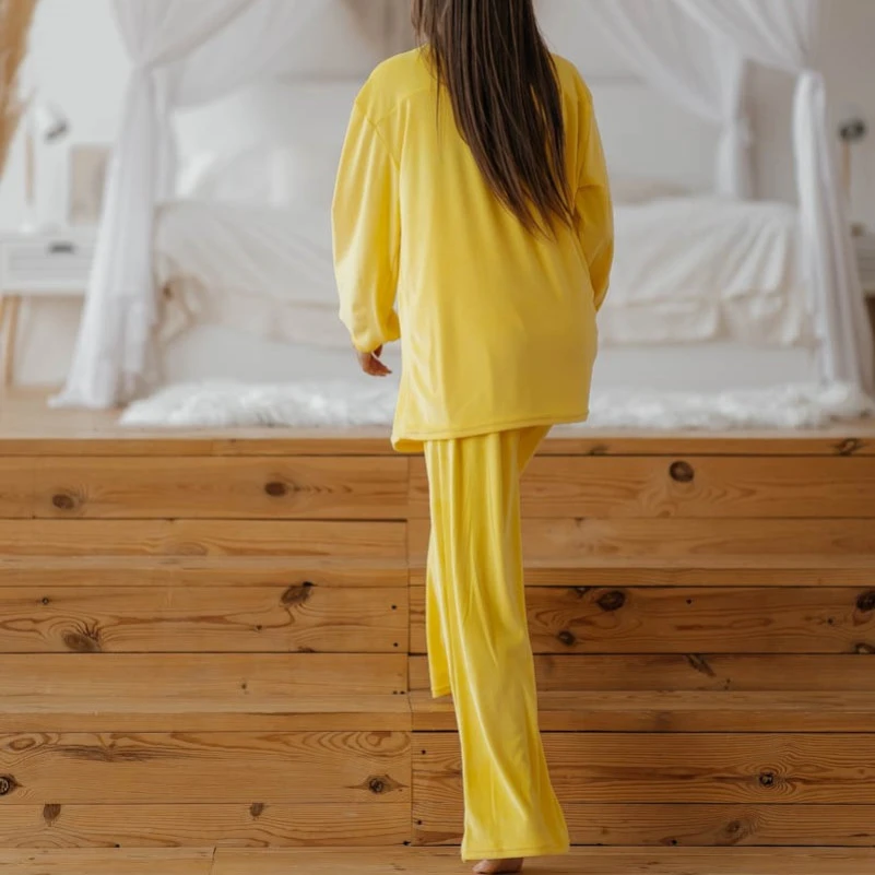 Женский домашний костюм велюр "Camille" yellow - 4