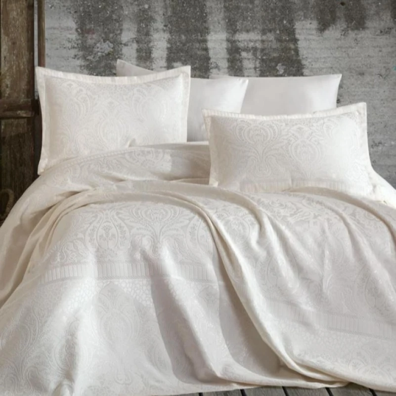 Набір покривало + наволочки 2 шт С "Elegant Jacquard creamy"