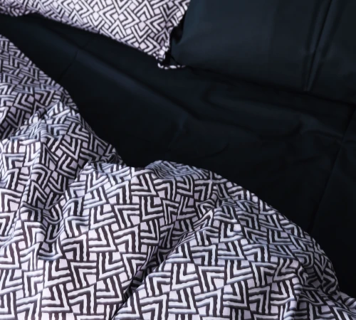 Простынь Сатин 22-1386 Geometric Black - 2