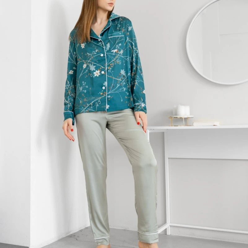 Женский домашний шелковый костюм на пуговицах "Joana" emerald - 2