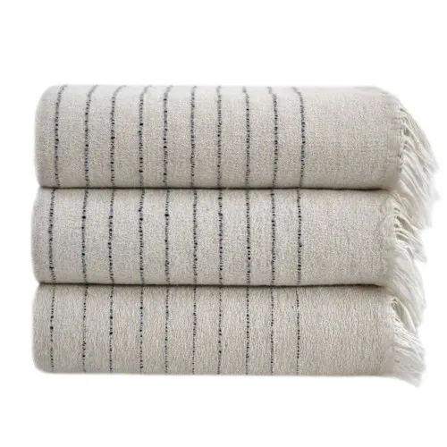 Полотенце С "Line black"