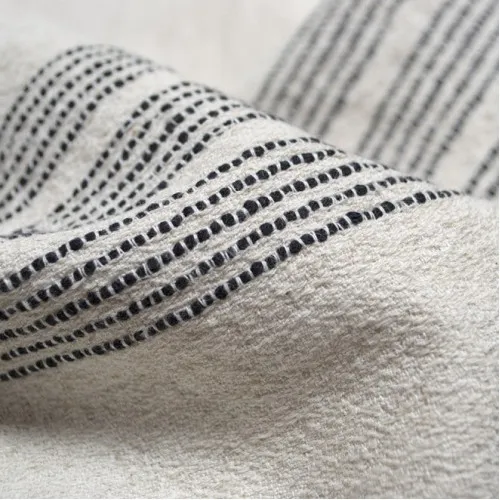 Полотенце С "Line border black" - 2