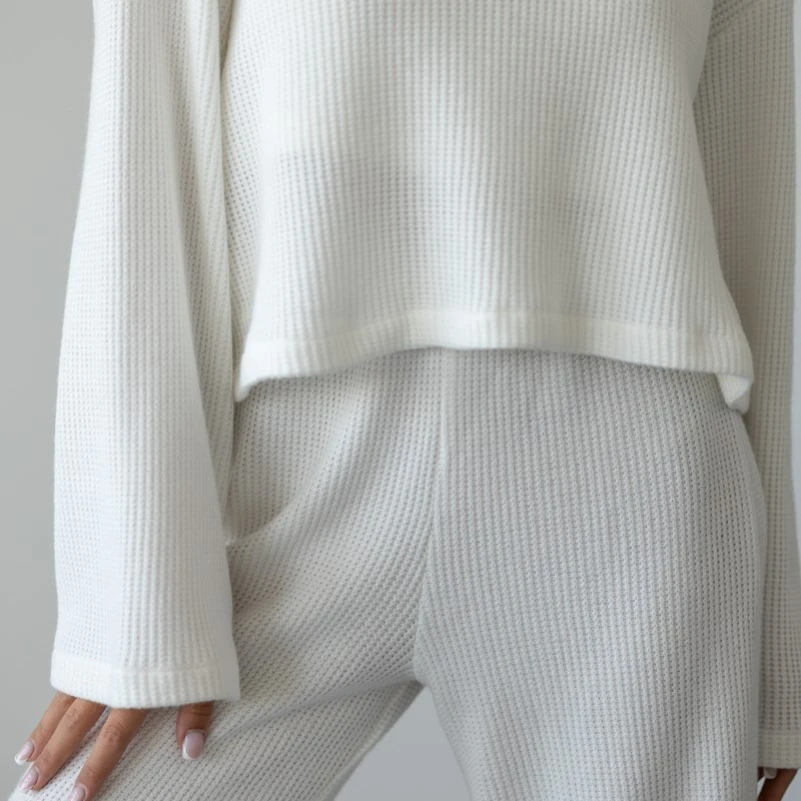 Жіночий домашній костюм-трійка (топ+кофта+штани) "Milica" white - 4